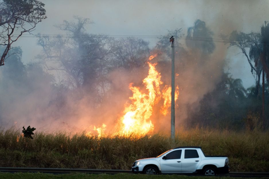 Preocupação é pelo aumento das temperaturas, diz secretário nacional de Defesa Civil à CNN