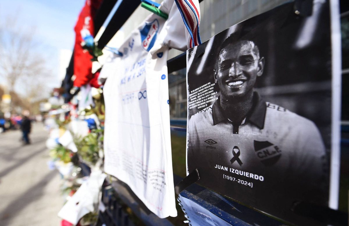 Homenagens a Izquierdo na sede do Nacional, em Montevidéu