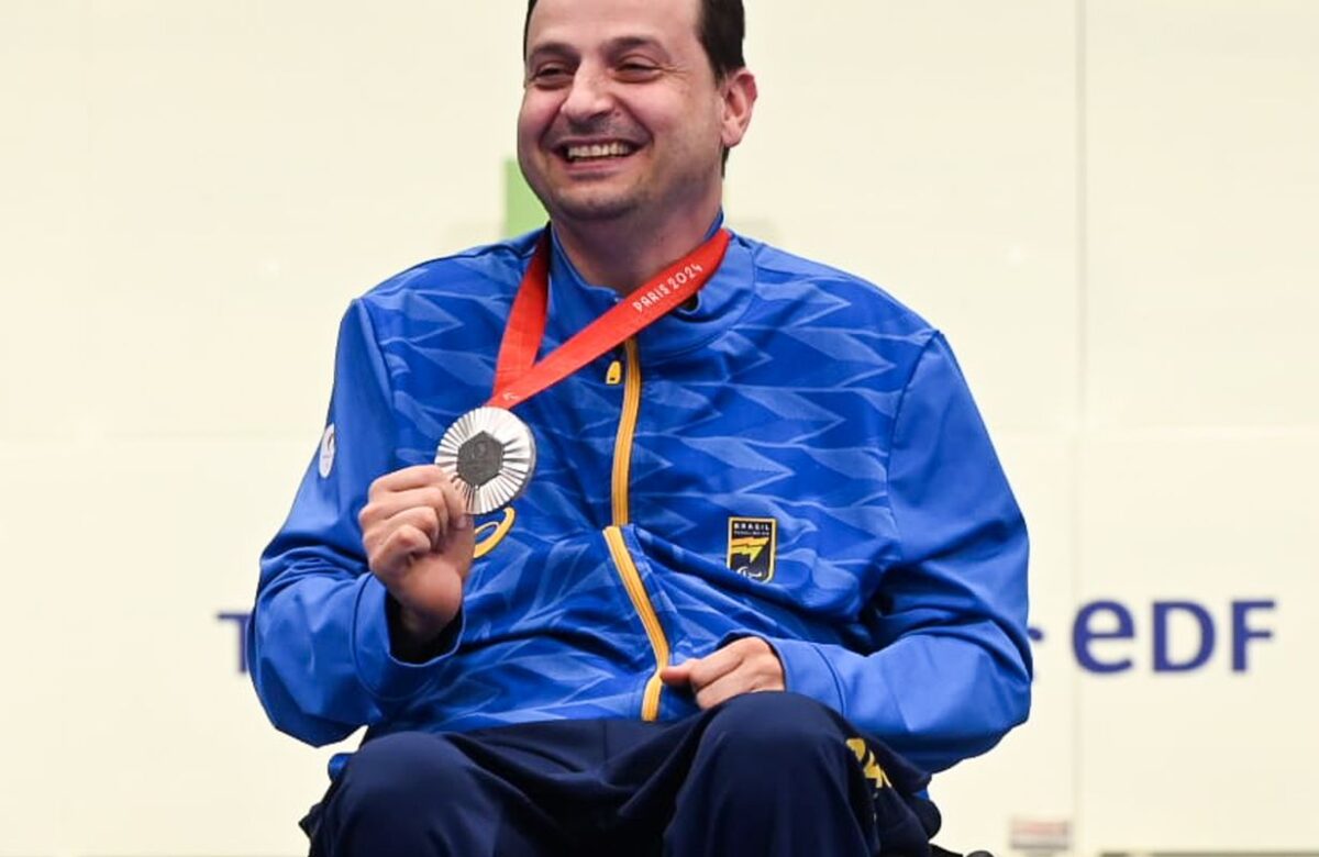 Alexandre Galgani ganha medalha inédita para o país no tiro esportivo