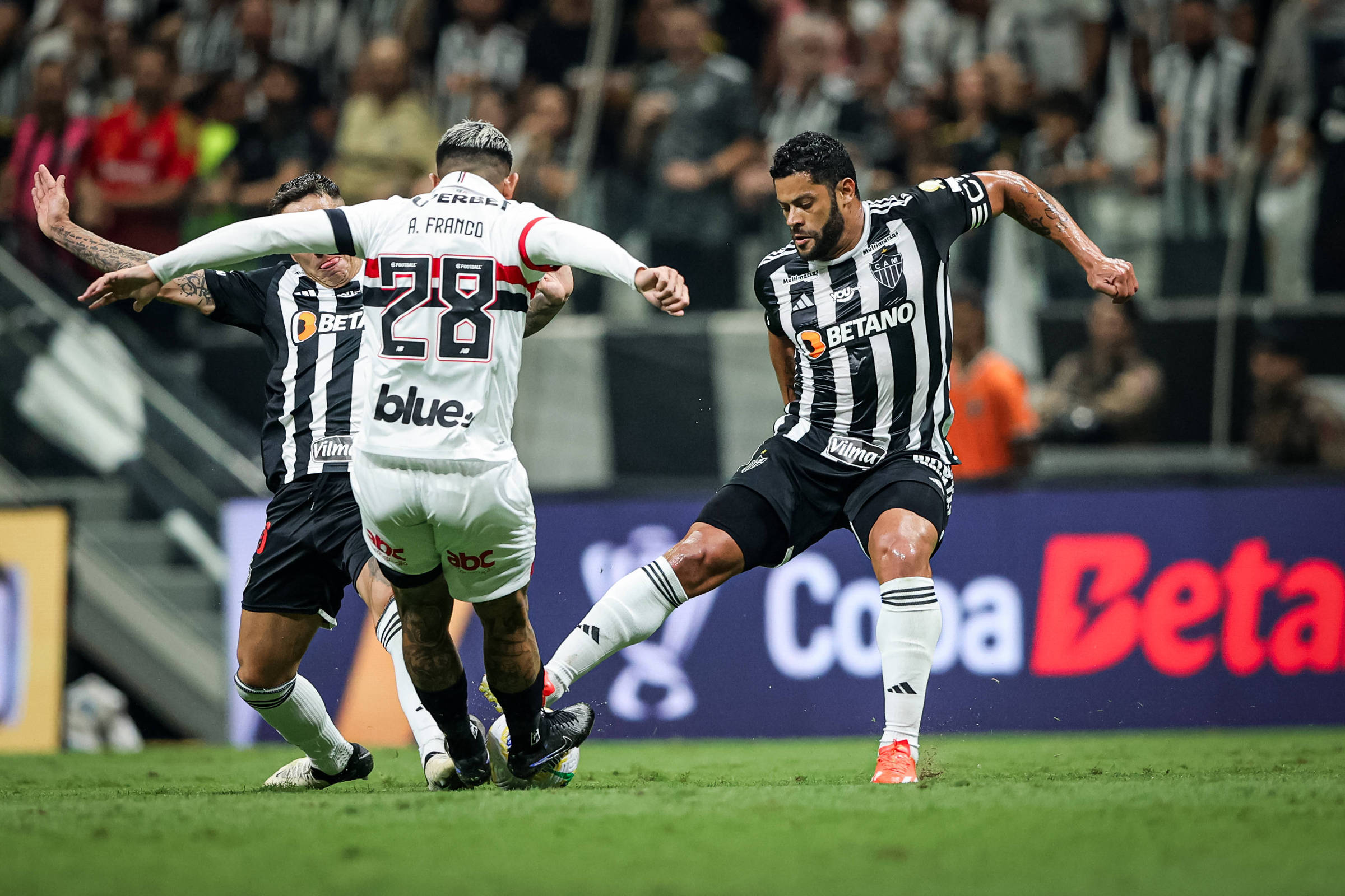 Atlético-MG segura o São Paulo e avança à semifinal da Copa do Brasil – 13/09/2024 – Esporte