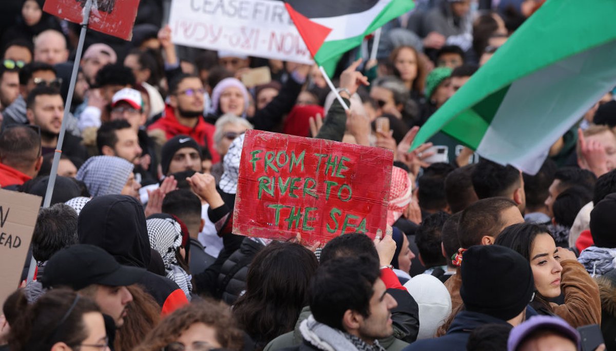 Comitê da Meta decide que slogan pró-Palestina não deve ser banido nas redes