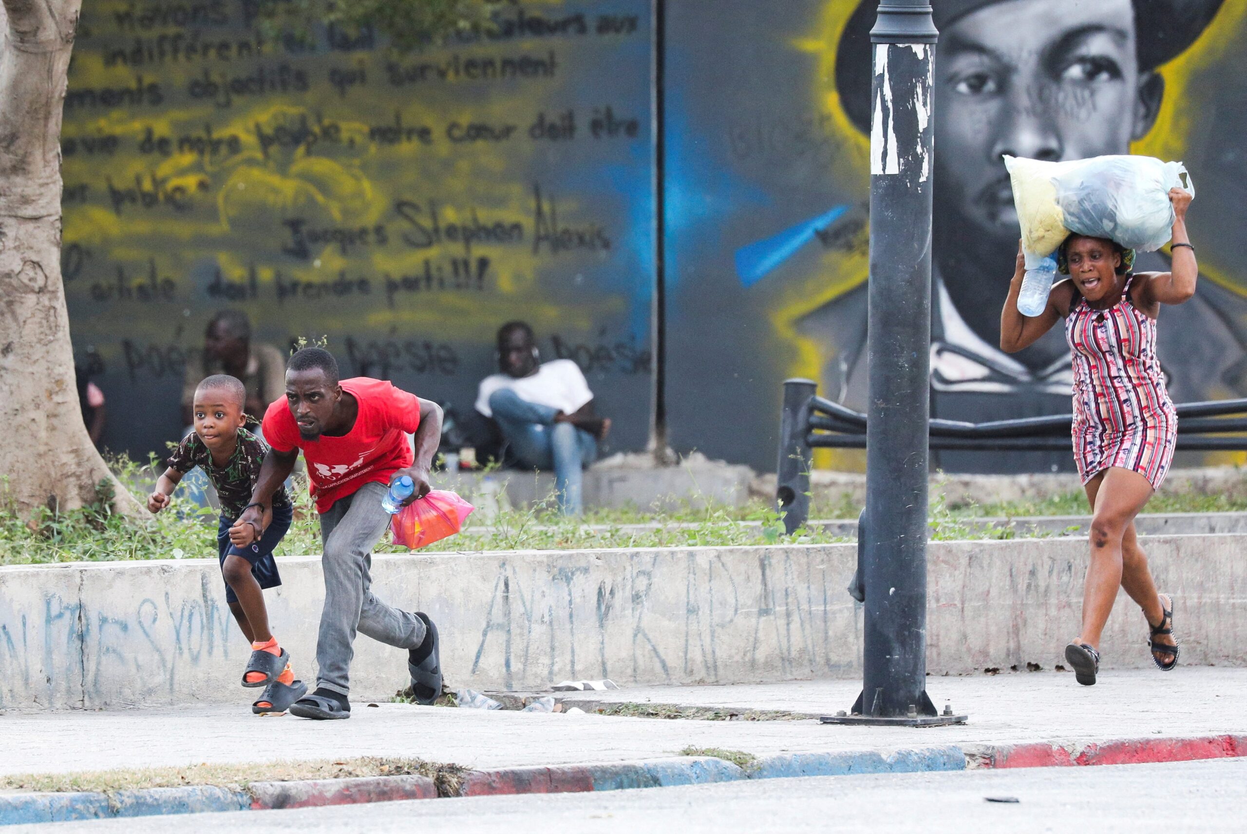 Controlado por gangues, Haiti cria conselho para realizar primeiras eleições em uma década