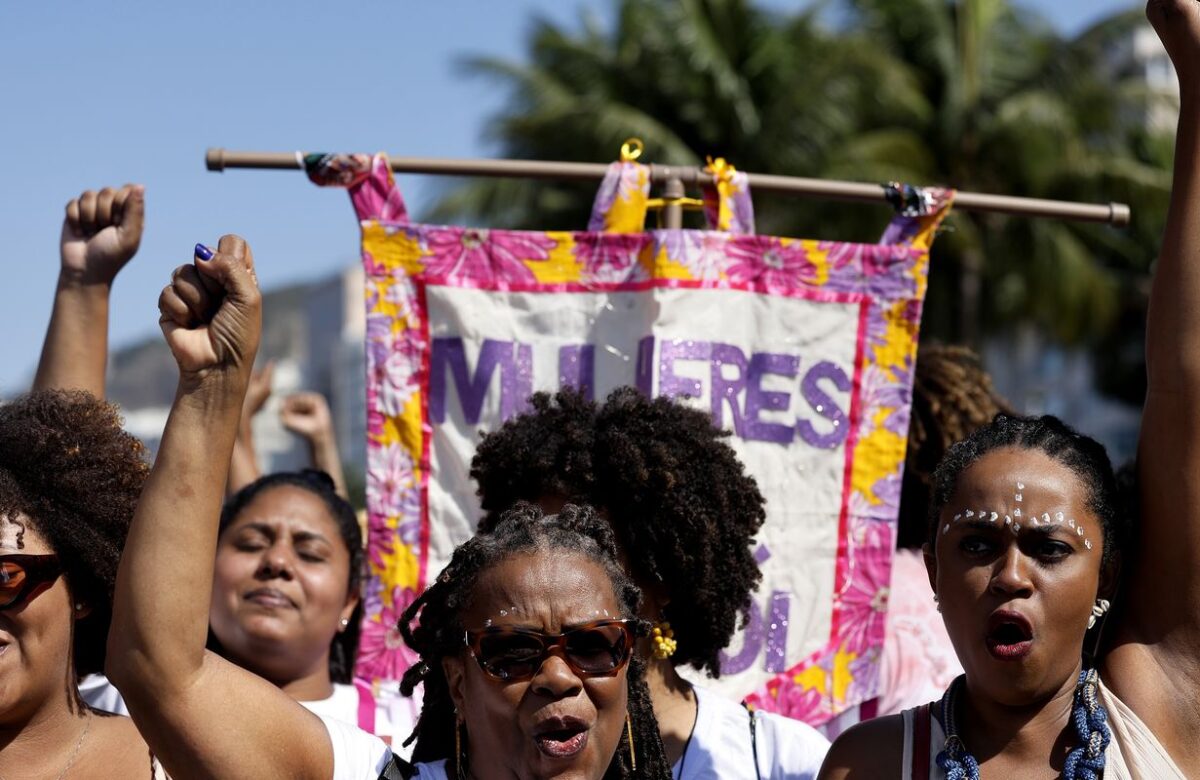 Empoderamento econômico negro aumentaria PIB, apontam especialistas