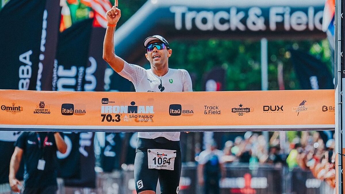 Goiano Santiago Ascenço vence terceira etapa seguido do Ironman 70.3, em São Paulo