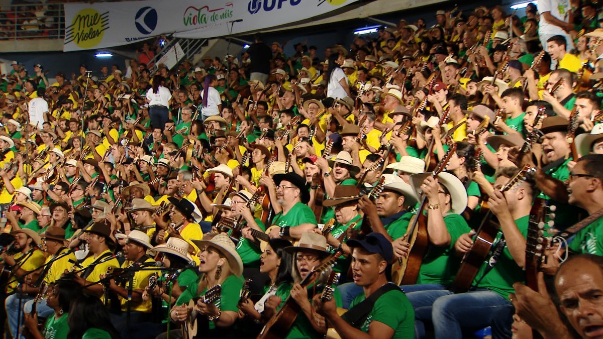 Guinness Book registra maior orquestra de viola do mundo durante evento em Uberlândia | Triângulo Mineiro