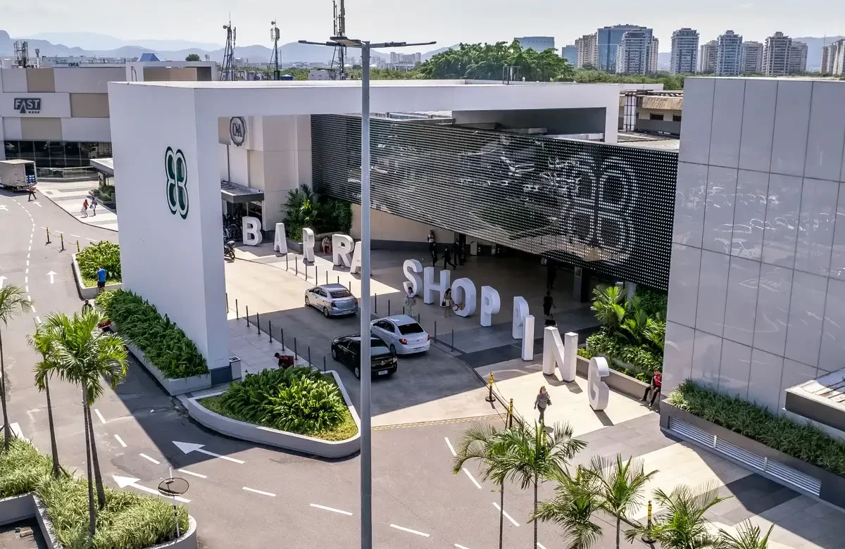 Lojas No Barra Shopping Oferecem Vagas Para Vendedor(a) E Costureira No RJ