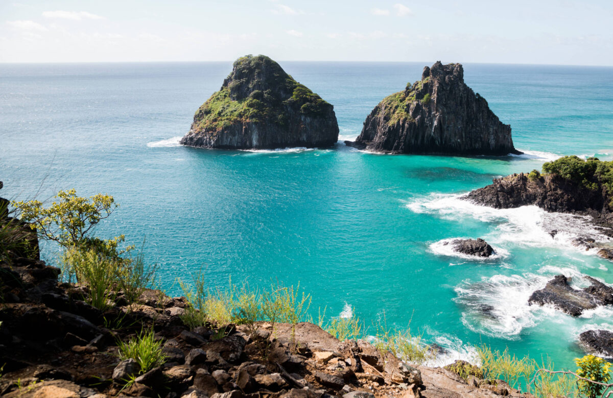 Novo voo Guarulhos-Noronha começa a operar em novembro - 03/09/2024 - Turismo