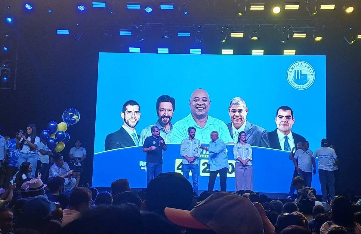 Ricardo Nunes durante evento com a família Leite na zona sul de São Paulo