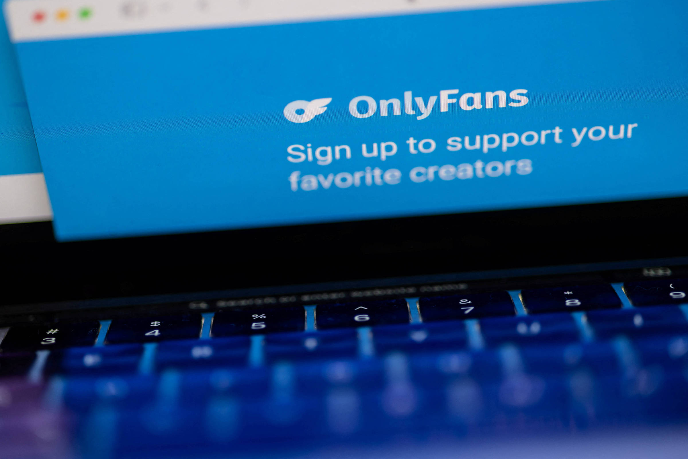 OnlyFans pagou a seu dono R$ 3,5 bilhões em dividendos – 07/09/2024 – Tec