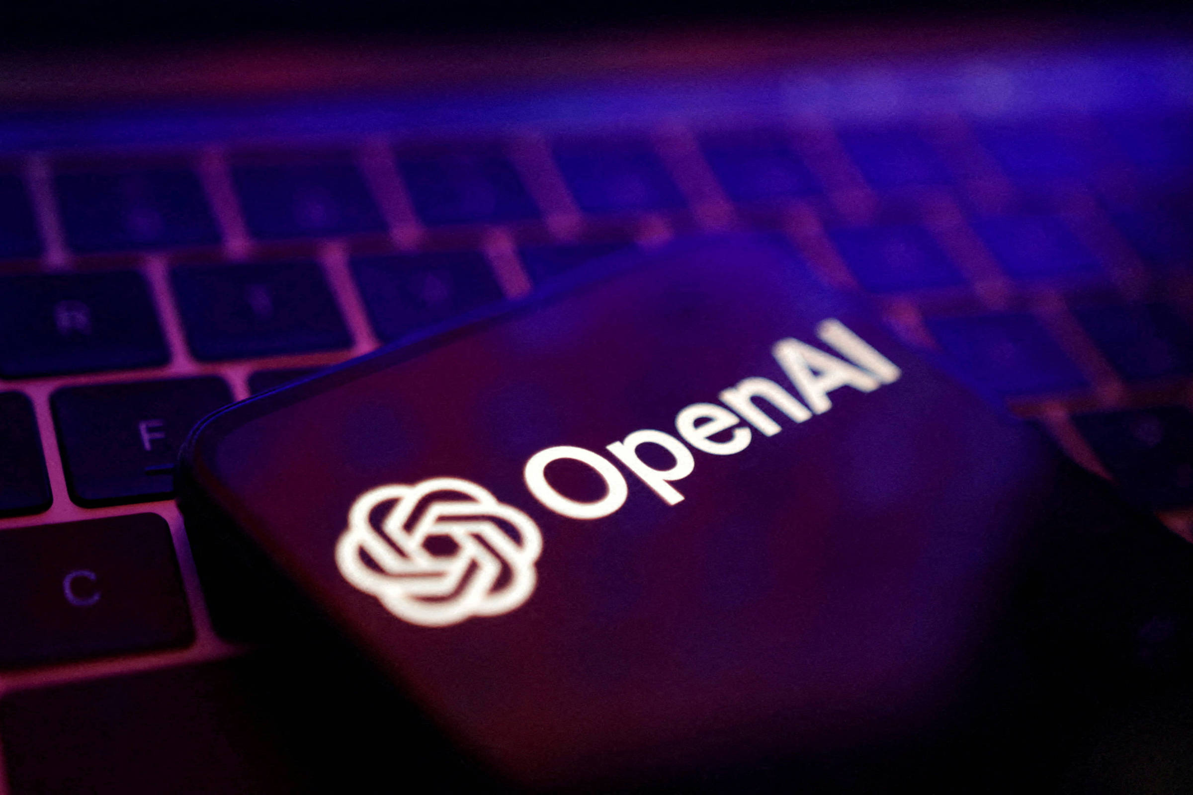 OpenAi lança IA que responde perguntas mais complexas – 12/09/2024 – Tec