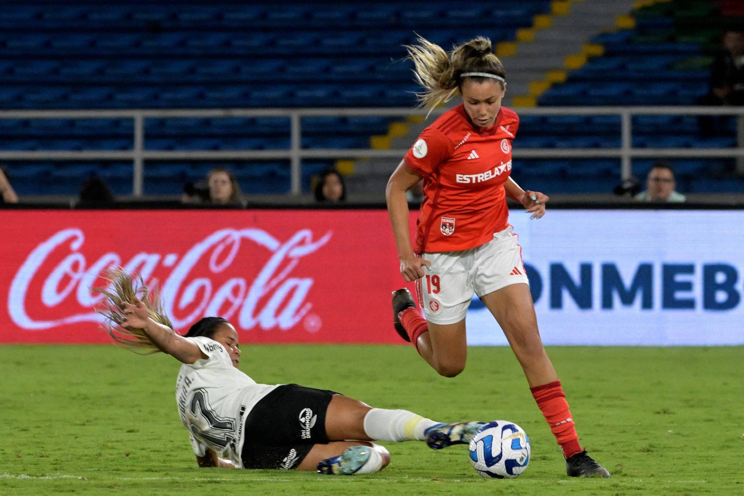 Priscila se torna maior venda do futebol feminino – 13/09/2024 – Esporte