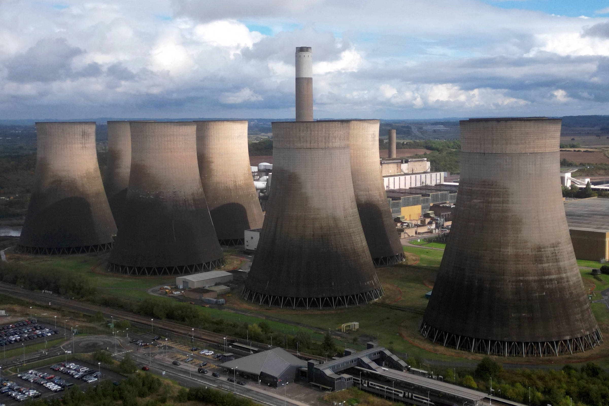 Reino Unido se torna 1º país do G7 a abrir mão do carvão – 30/09/2024 – Ambiente