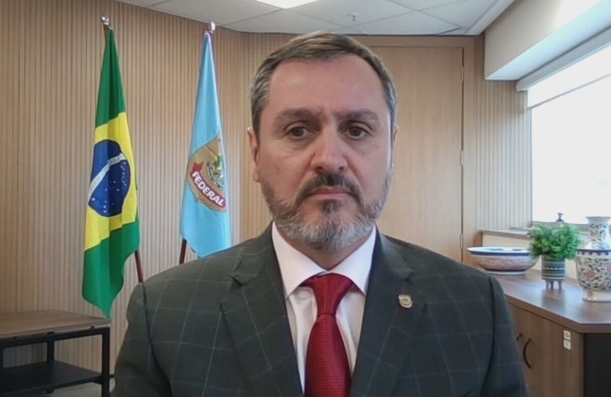 Temos a expectativa desvendar autoria dos incêndios, diz diretor-geral da PF à CNN