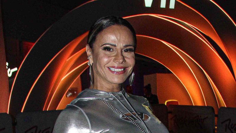 Viviane Araujo arrasa com vestido ‘embalado a vácuo’ no Rock in Rio