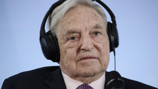 como George Soros controla os promotores progressistas