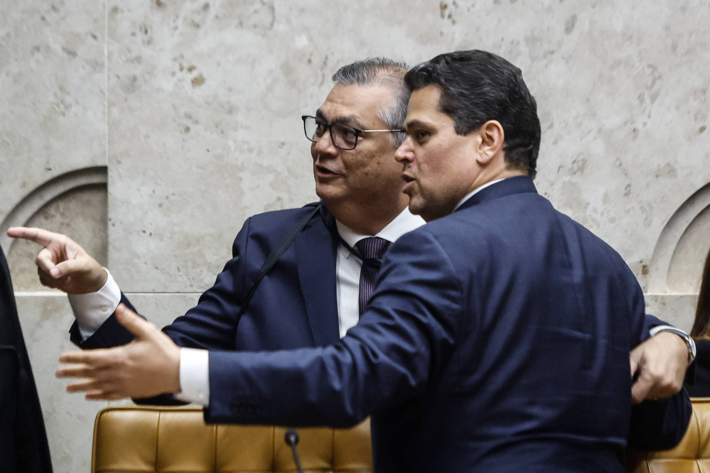 Dino nega demora em emendas após desgaste com Motta – 27/06/2025 – Poder