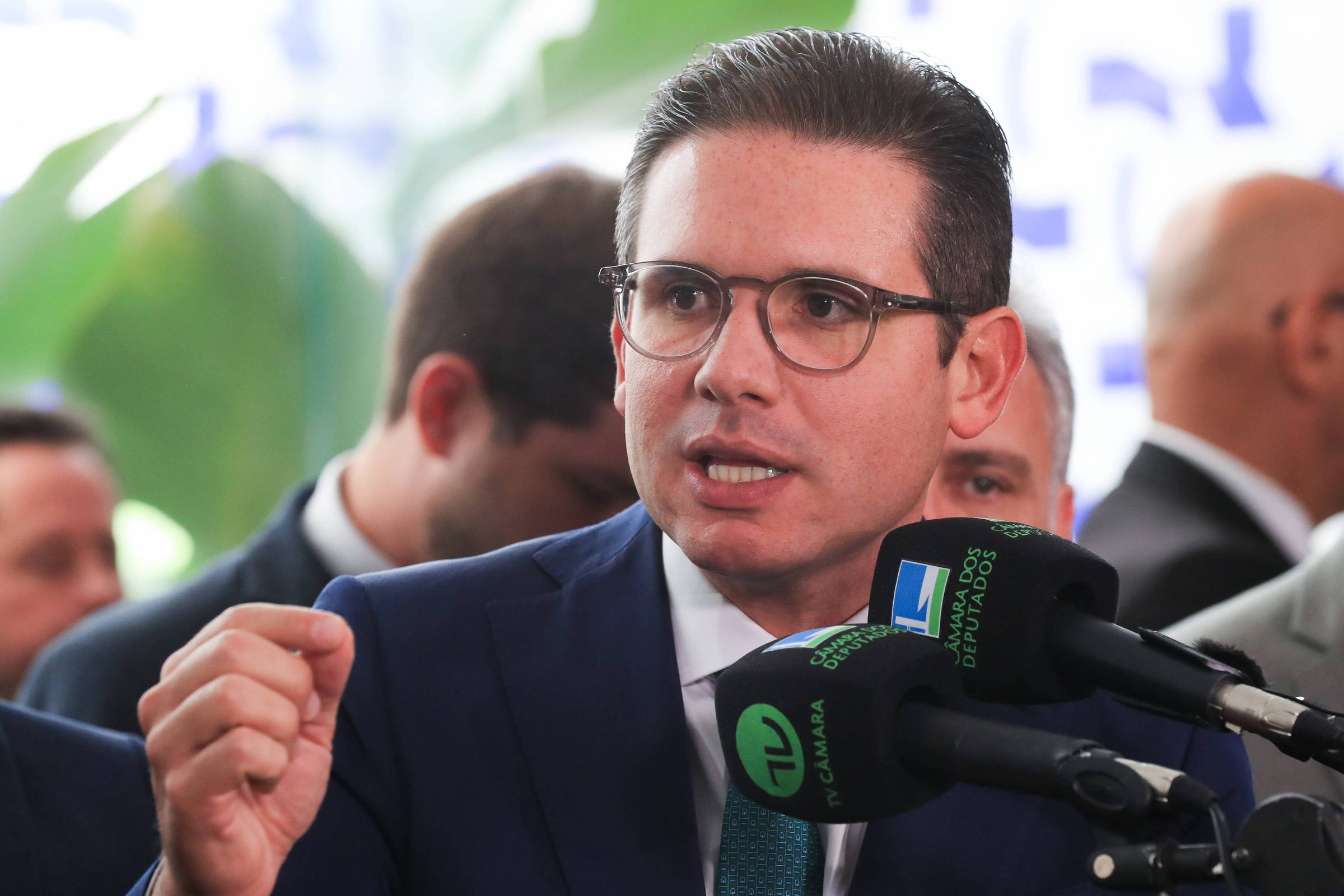 Aliados negam radicalização de Motta ao pautar IOF – 25/06/2025 – Painel