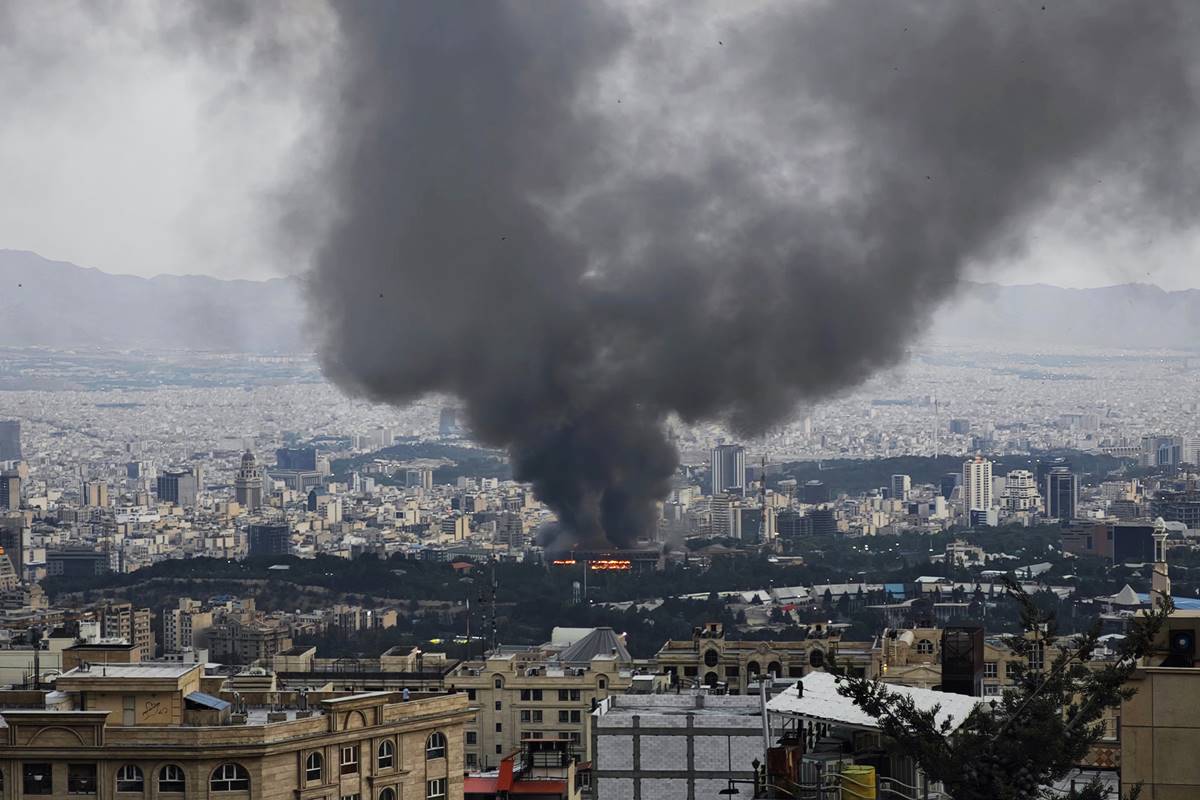 Após Israel acusar quebra de cessar-fogo, Irã nega ter lançado mísseis