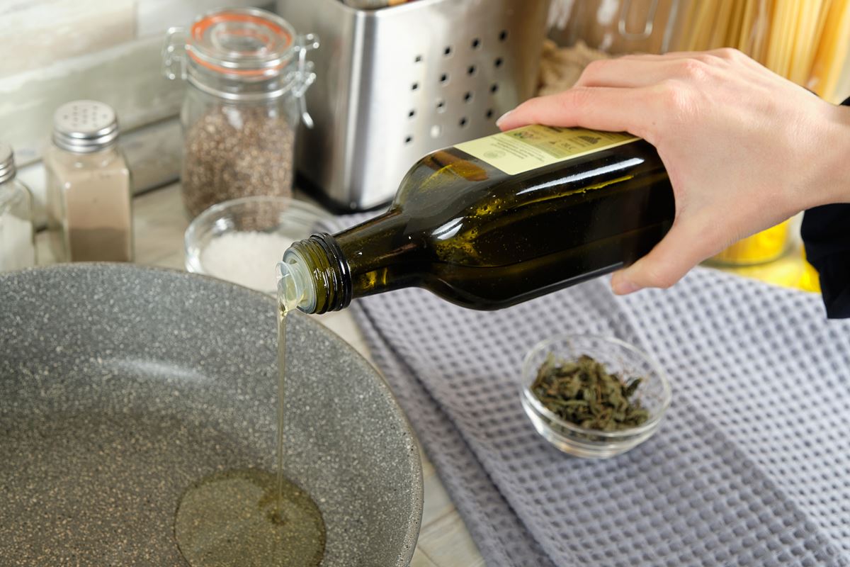 Aprenda a identificar o azeite adulterado ou de baixa qualidade