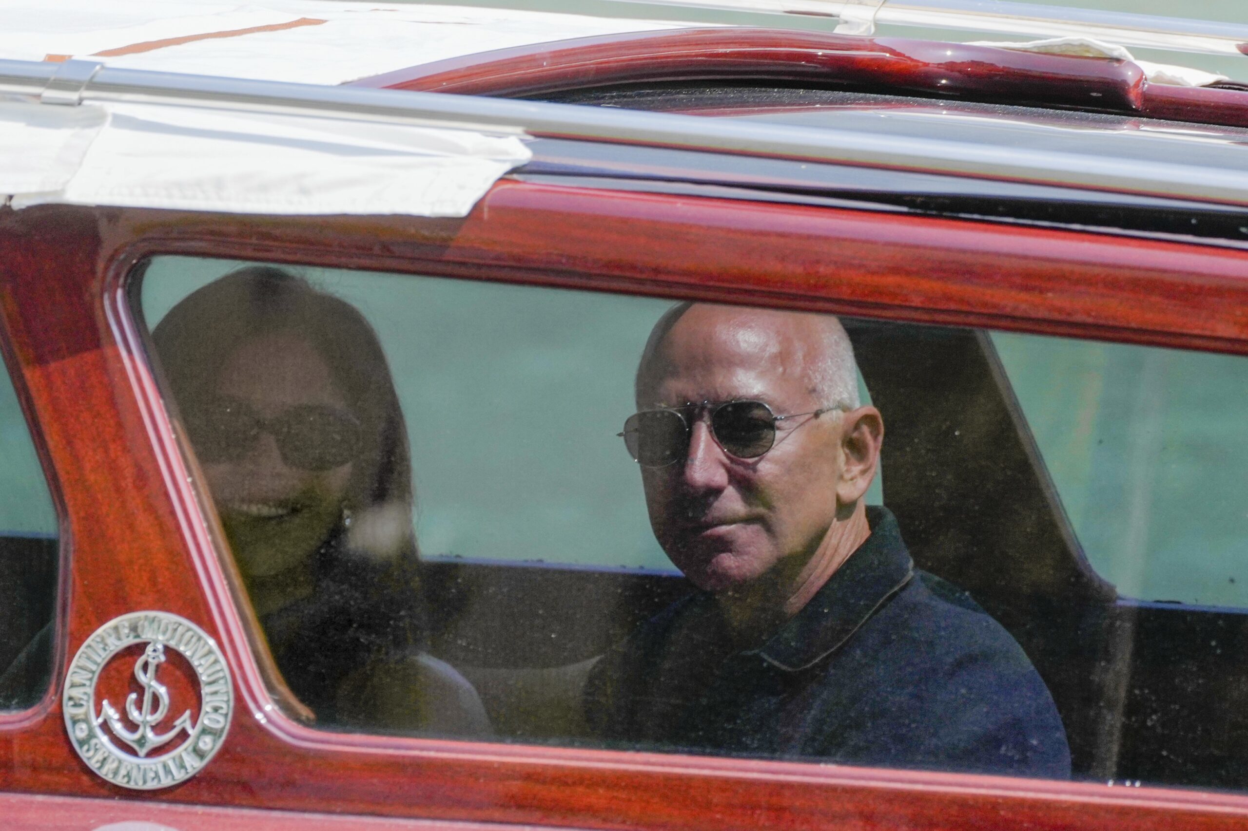 Bezos e noiva chegam a Veneza para casamento milionário de três dias; veja FOTOS | Tecnologia