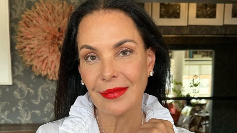 Carolina Ferraz expõe etarismo e médica reforça importância de aceitar o tempo: ‘Fundamental’