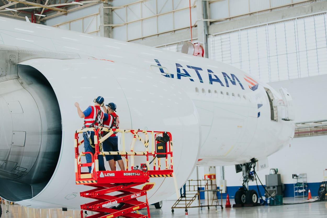 Google processa Latam nos EUA após aérea exigir remoção de vídeo que acusa funcionário de abuso sexual