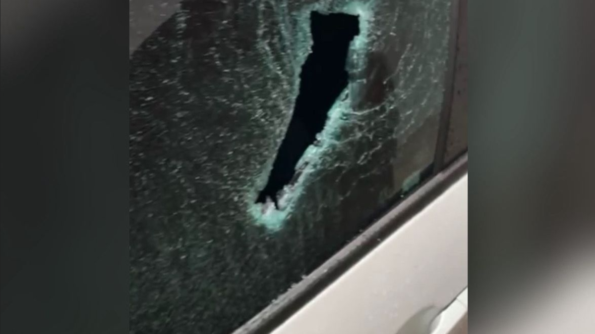 Insatisfeito com compra, homem destrói carro de vendedor em Aparecida de Goiânia