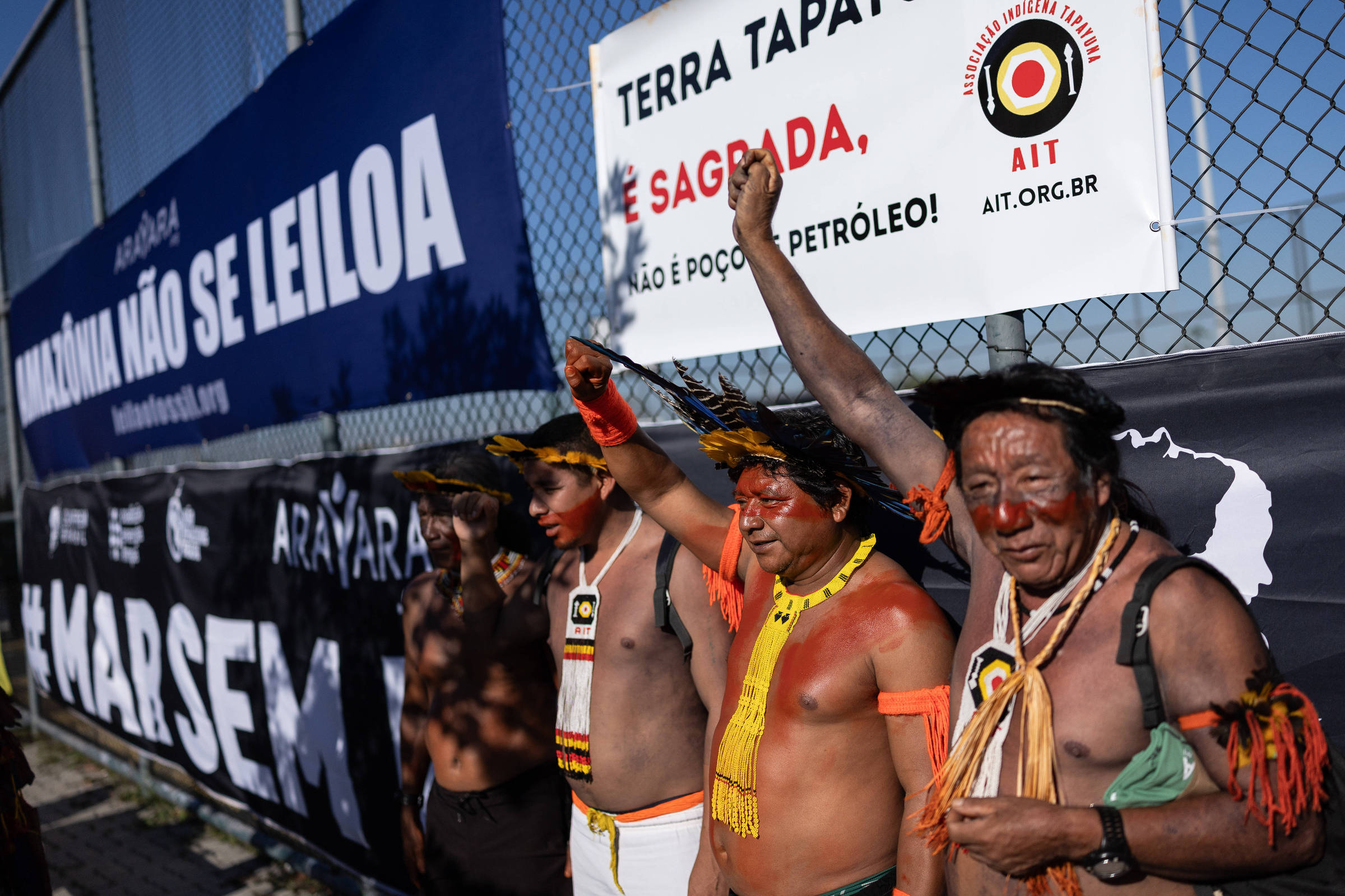 Leilão de petróleo é alvo de protestos em RJ e Alemanha – 17/06/2025 – Ambiente