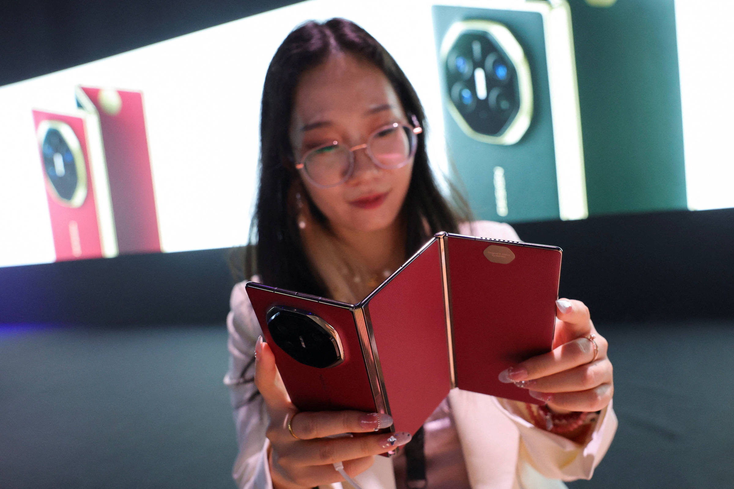 Líder na China: Huawei retorna com celular de R$ 33 mil – 17/06/2025 – Tec