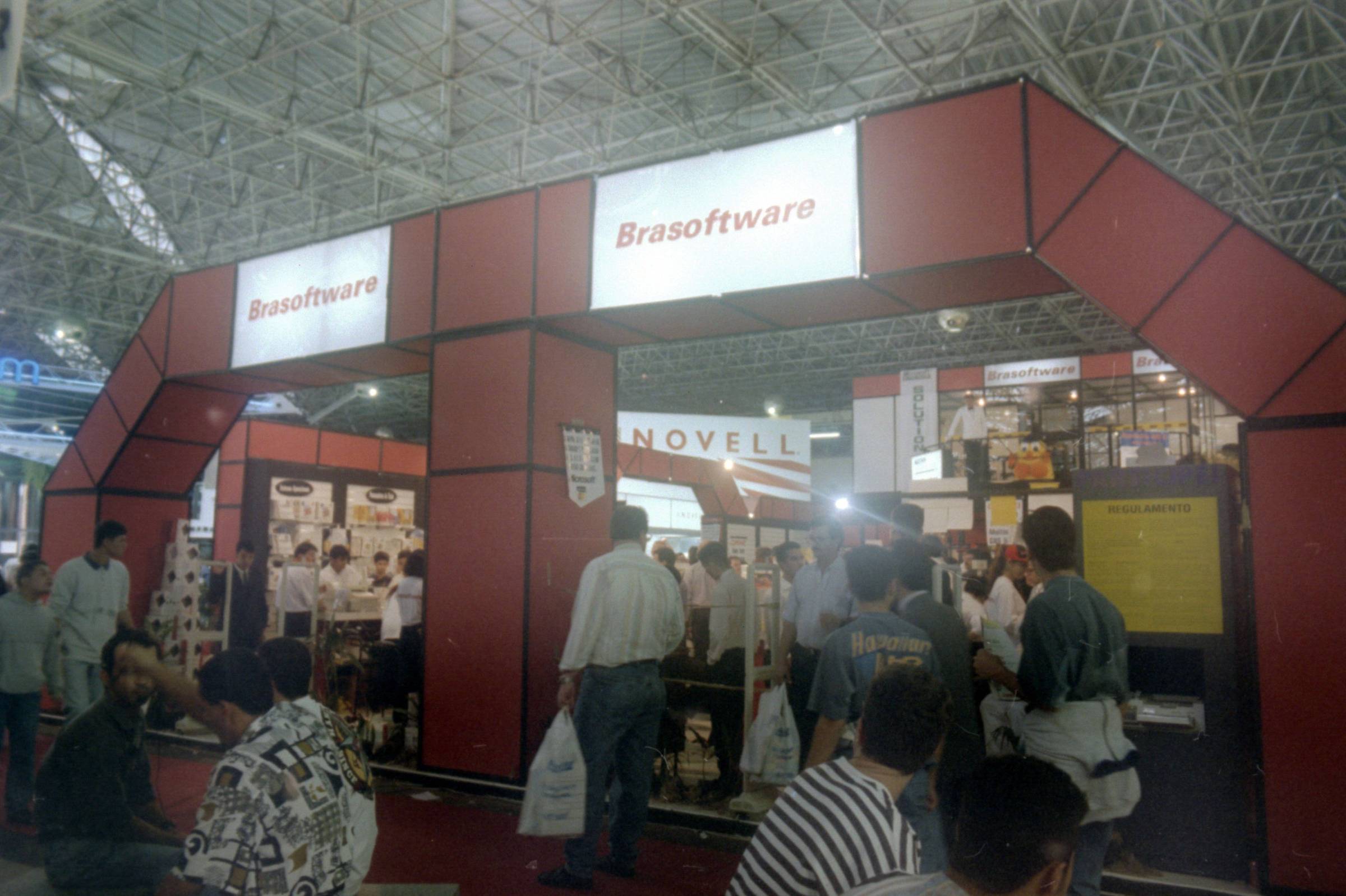 Livro resgata história dos PCs e videogames no Brasil – 25/06/2025 – Tec