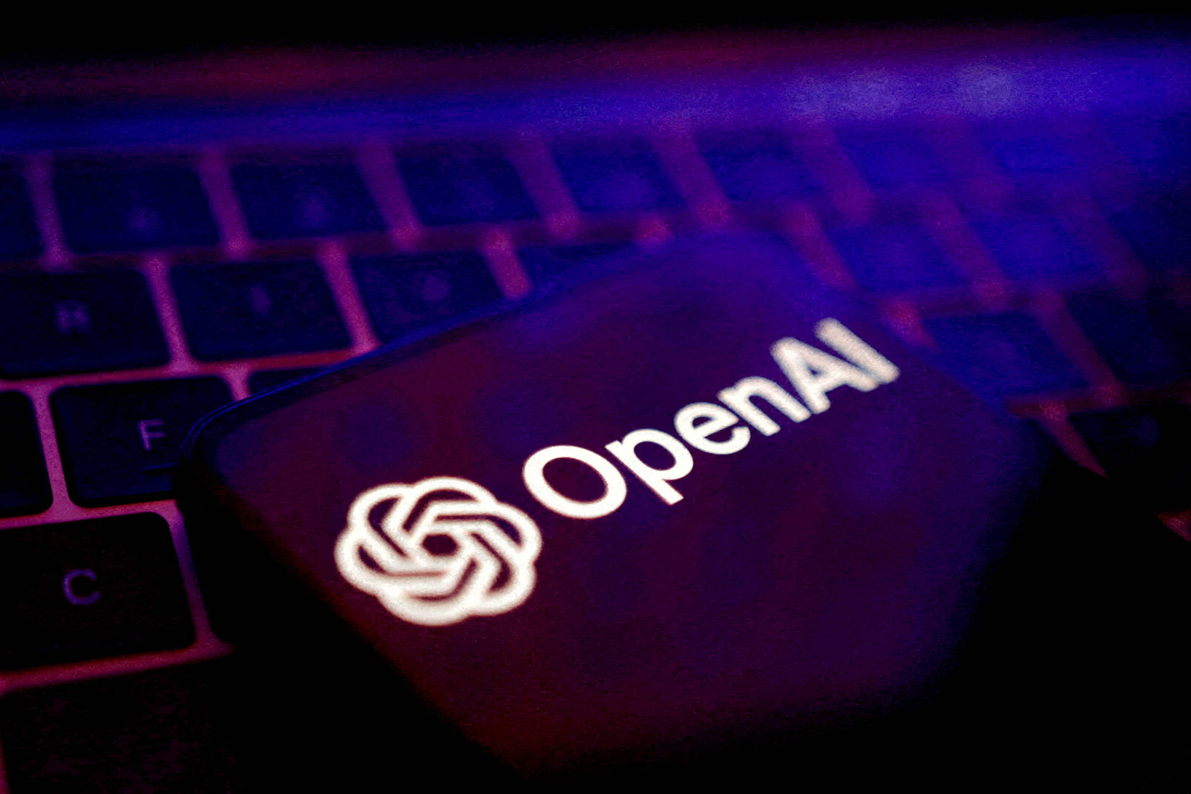 OpenAI, Amazon e Meta aceleram gastos com IA – 28/06/2025 – Tec