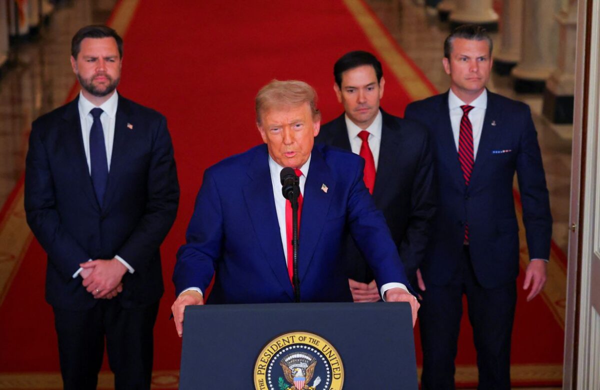 Trump anuncia ataque a três usinas nucleares do Irã