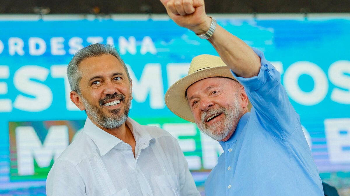 ‘Não vou entregar esse país de volta àquele bando de malucos’, diz Lula