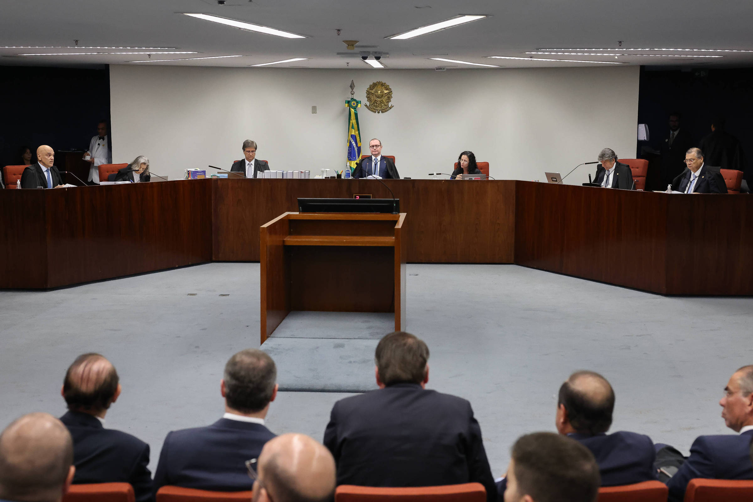 Advogado vê intimidação de juiz auxiliar de Moraes – 21/07/2025 – Painel