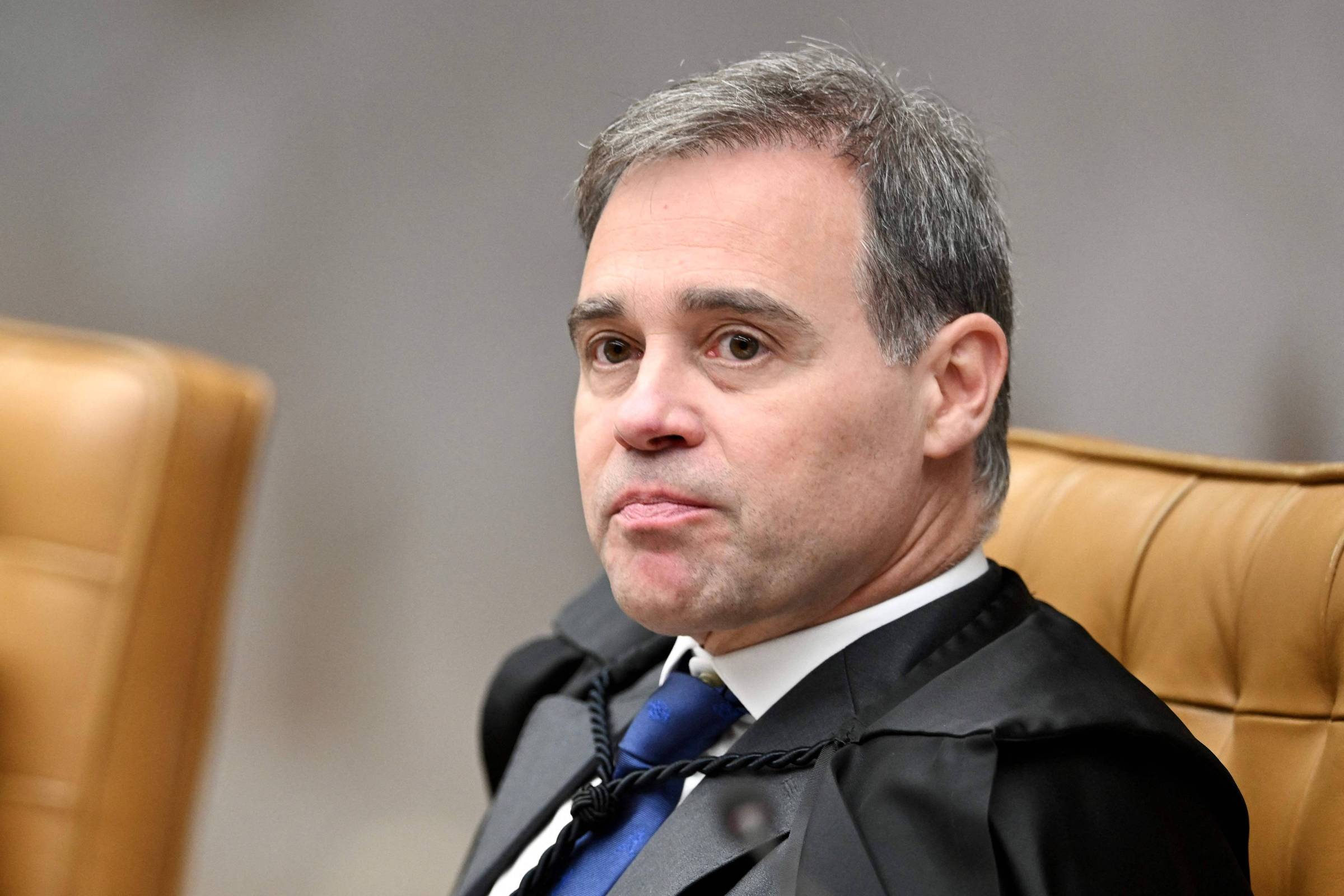 André Mendonça: ‘STF deve repensar sobre julgar crimes’ – 03/07/2025 – Poder