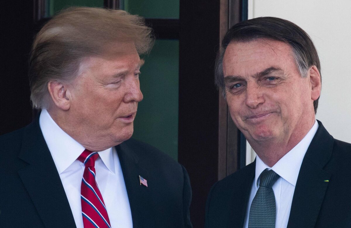 Bolsonaro admite pela 1ª vez impacto do tarifaço - 13/07/2025 - Poder