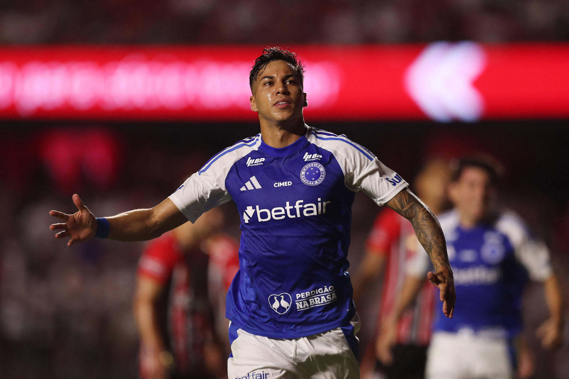 Cruzeiro briga pelo título; Fla e Palmeiras têm problemas – 19/07/2025 – Tostão