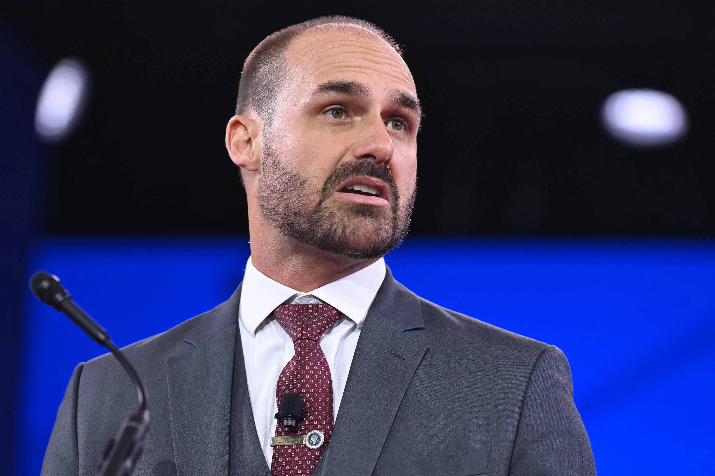 Eduardo Bolsonaro critica Tarcísio: Um desrespeito comigo – 14/07/2025 – Poder