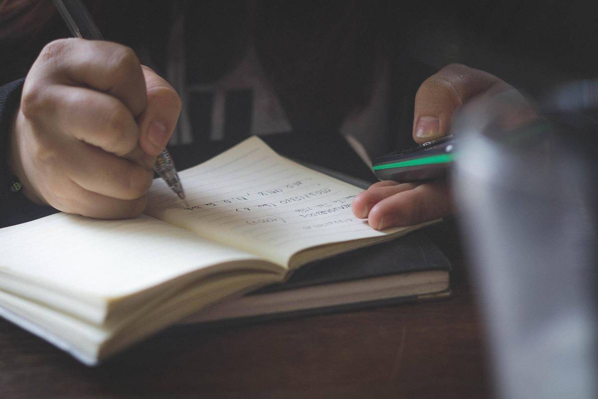Estudantes que usam ChatGPT aprendem menos? – 02/07/2025 – Educação