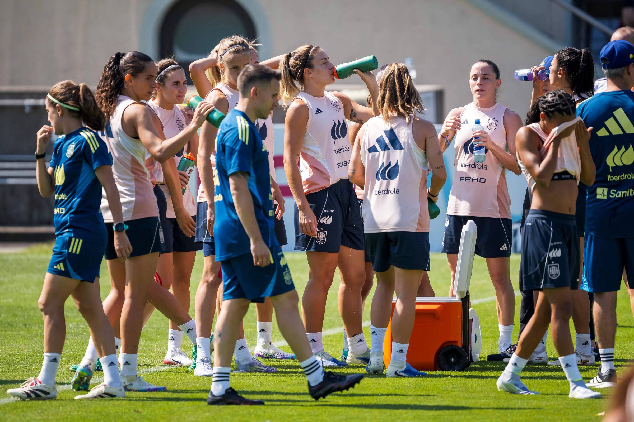 Euro feminina bate recorde com 600 mil ingressos vendidos – 01/07/2025 – Esporte