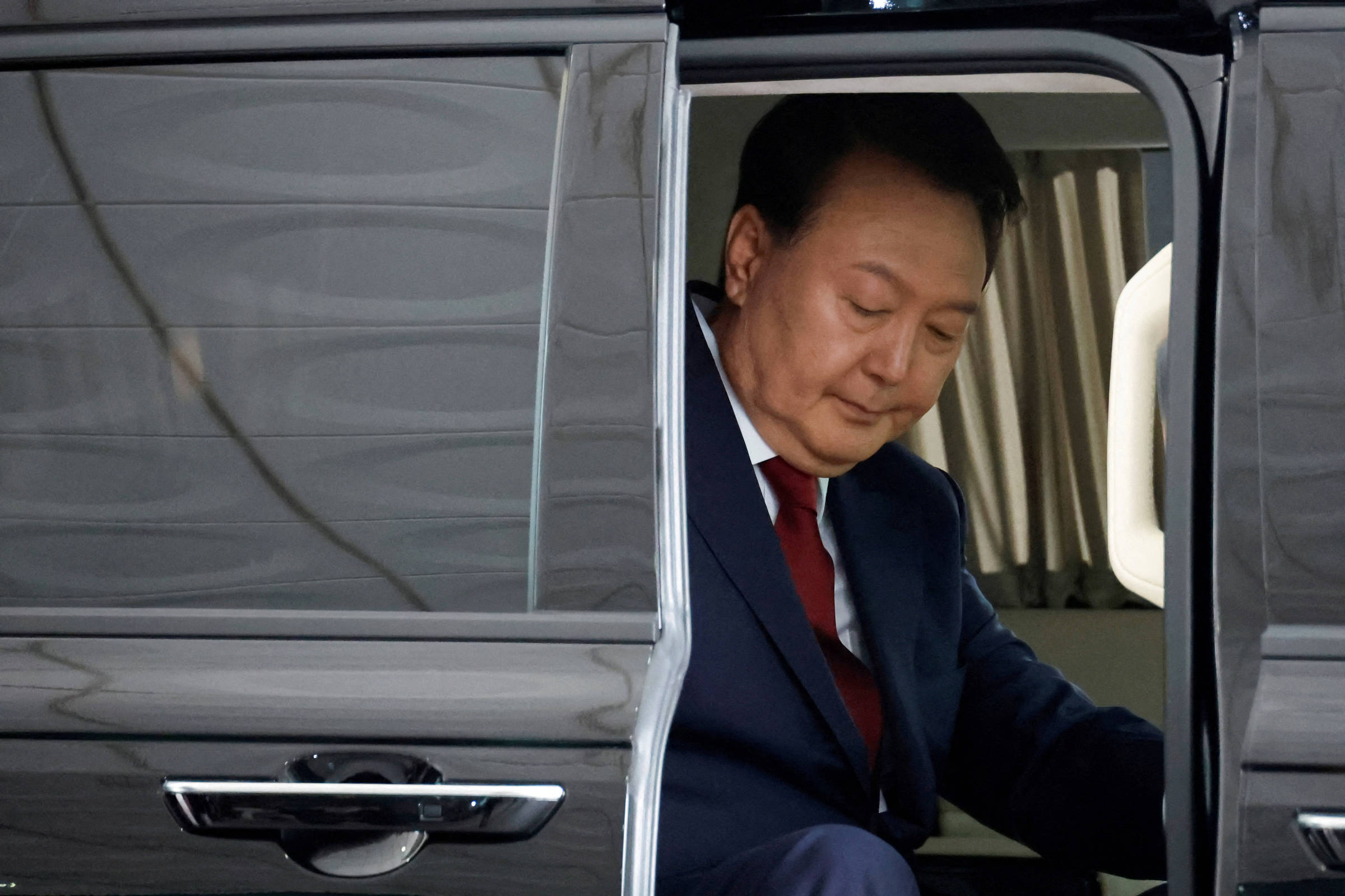 Ex-presidente sul-coreano volta à prisão após nova ordem – 10/07/2025 – Mundo