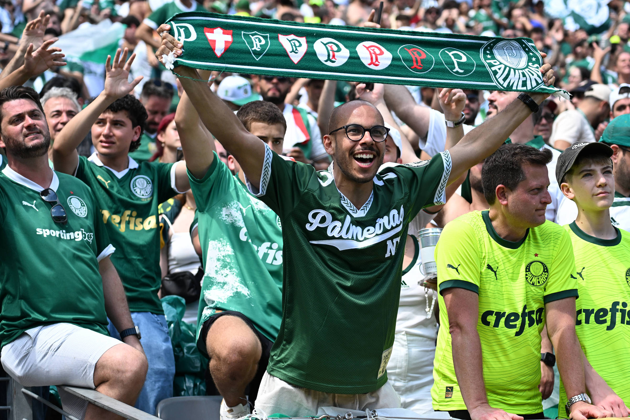 Gasto com futebol atinge 61% dos brasileiros, diz pesquisa – 07/07/2025 – Esporte