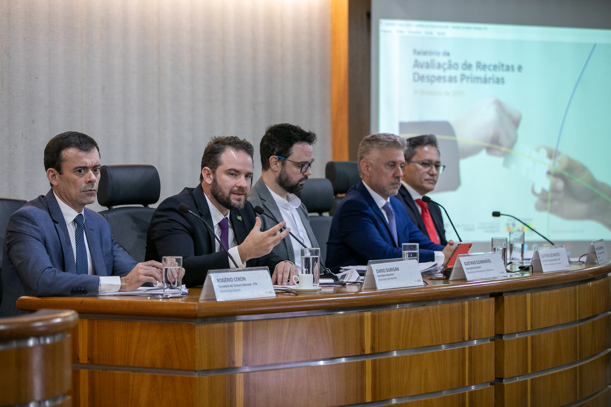 Governo libera R$ 20,6 bilhões do Orçamento de 2025