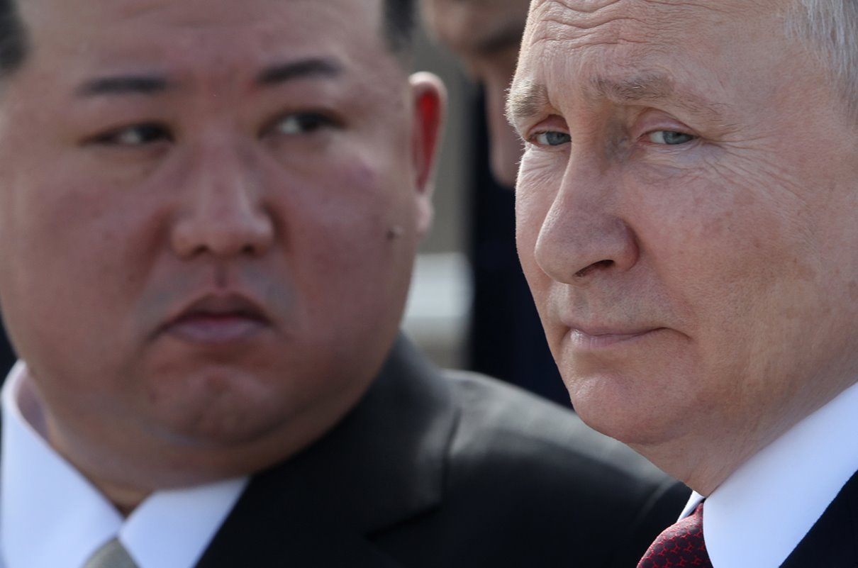 Guerra na Ucrânia: Kim Jong-un promete apoio “incondicional” à Rússia
