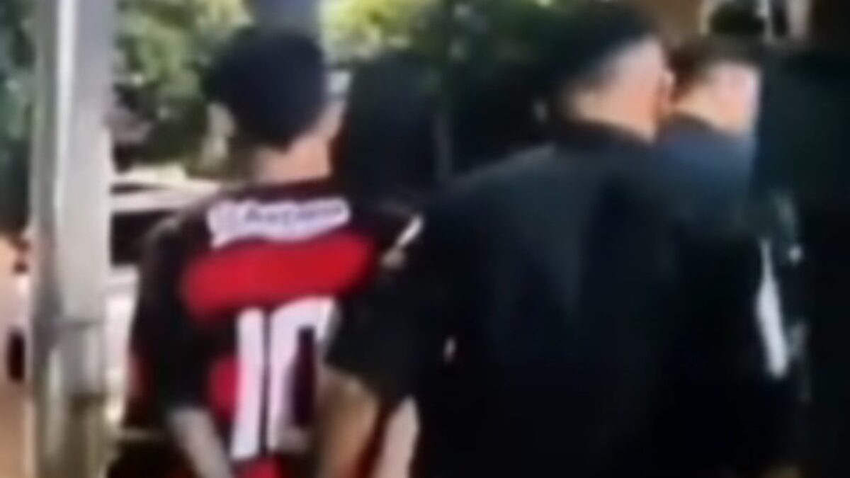 Homem atira contra tabacaria em Itumbiara após ser impedido de entrar sem camisa