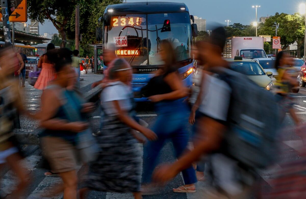 IBGE vai ajustar dados passados de desemprego; entenda o porquê