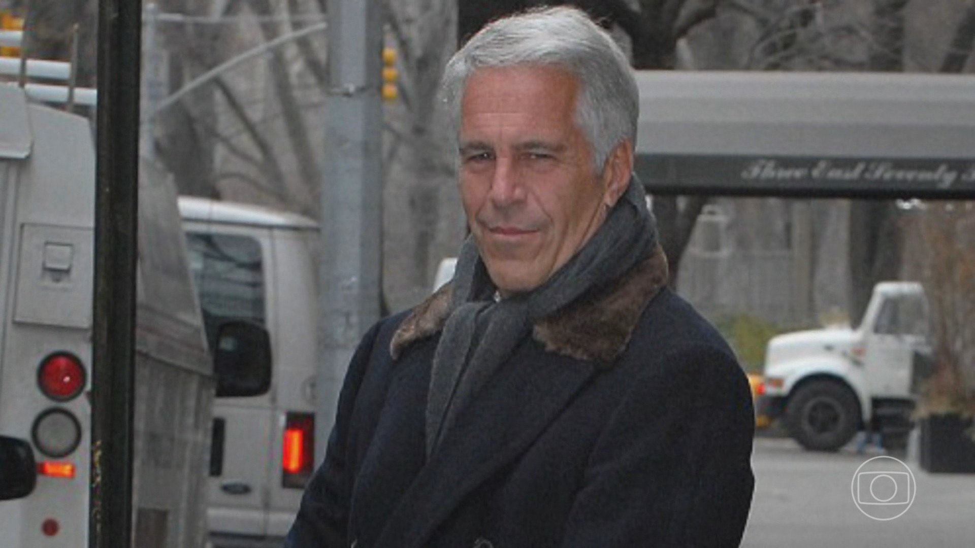 Jeffrey Epstein se suicidou e não existe suposta ‘lista de clientes’ usada para chantagens, afirma Departamento de Justiça dos EUA | Mundo