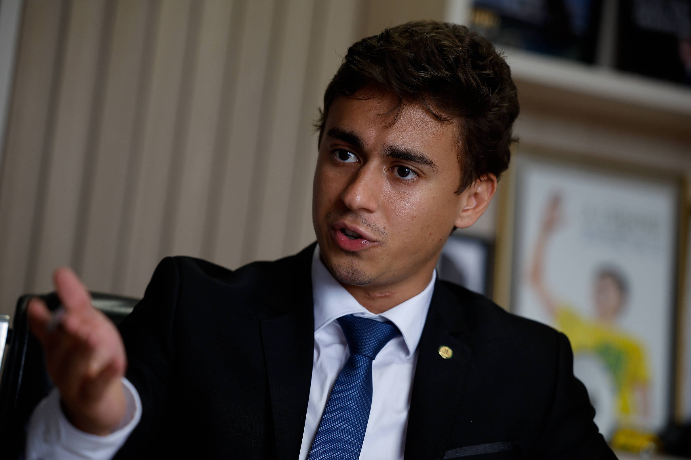 Justiça torna Nikolas réu acusado de fake news – 27/07/2025 – Poder