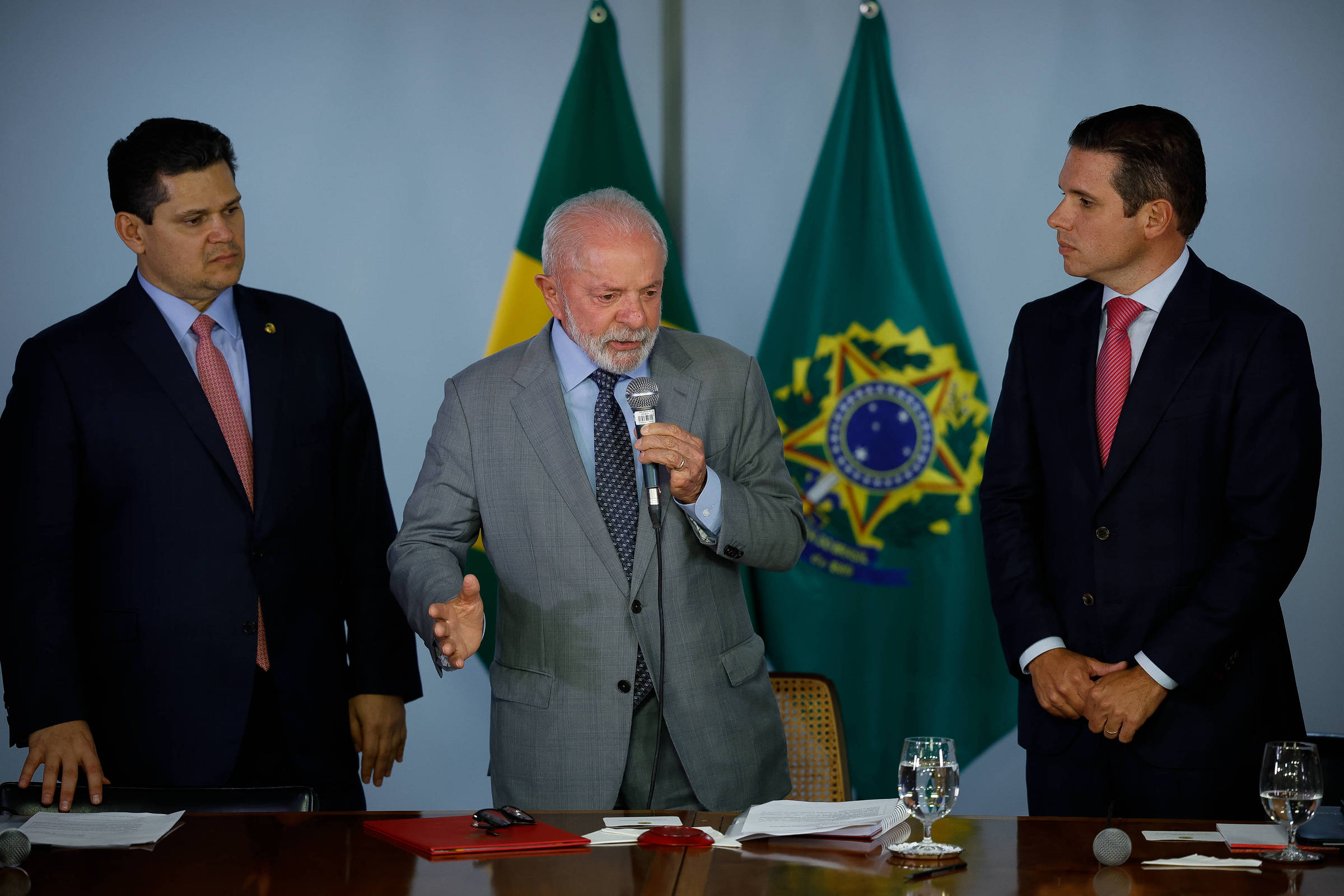Lula deve vetar projeto que amplia número de deputados – 16/07/2025 – Poder