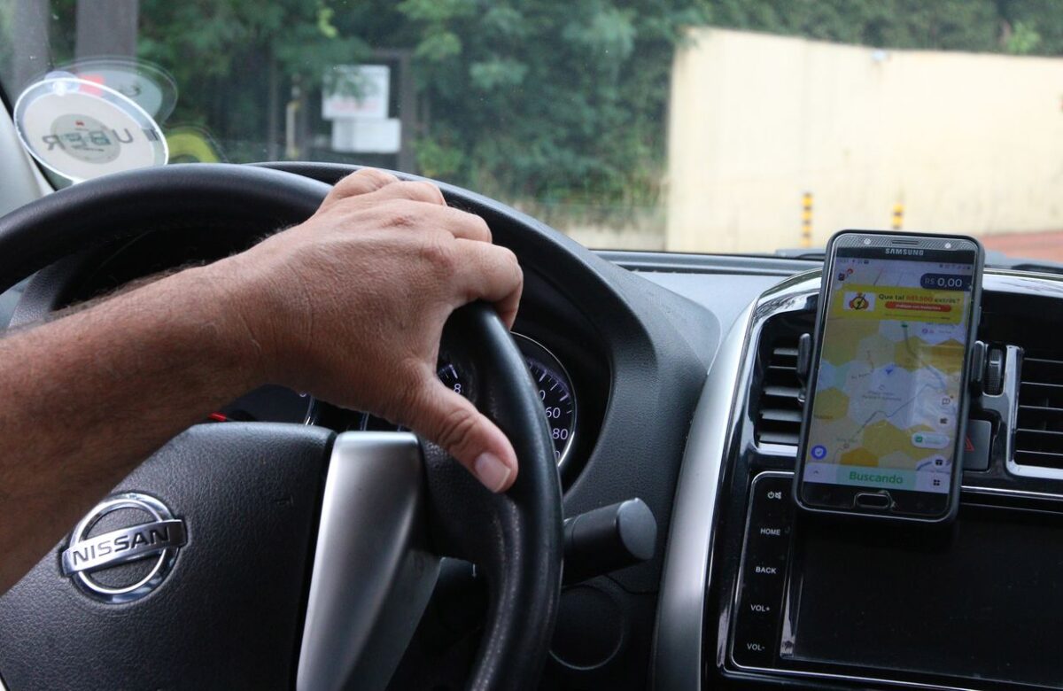 Lula sanciona crédito consignado para CLT, incluindo motoristas de app